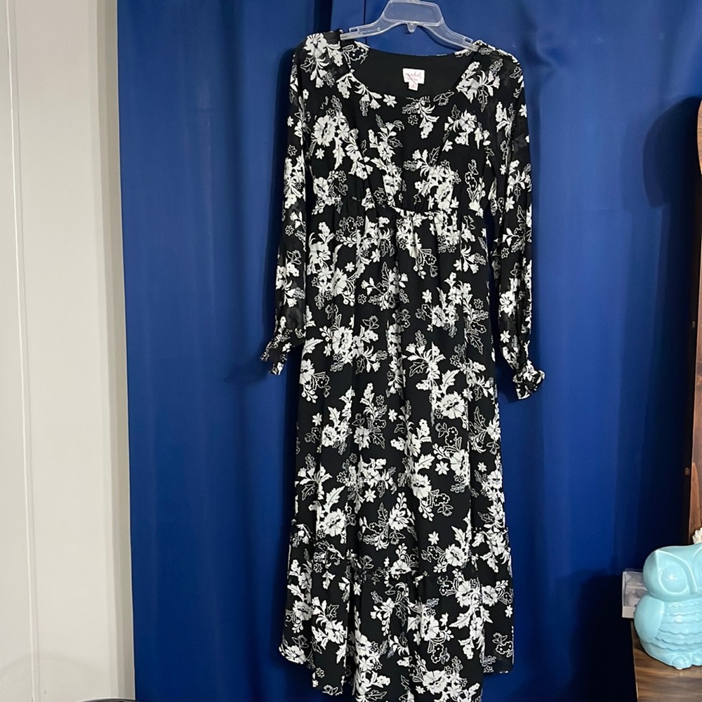 Black and white dress